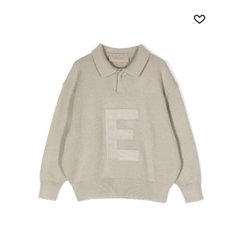 FEAR OF GOD ESSENTIALS
logo-patch knitted polo shirt